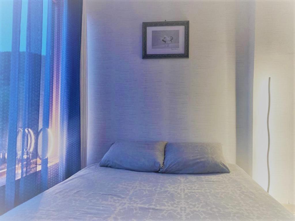 Le Cocon Bed and Breakfast Verrieres  Exteriör bild