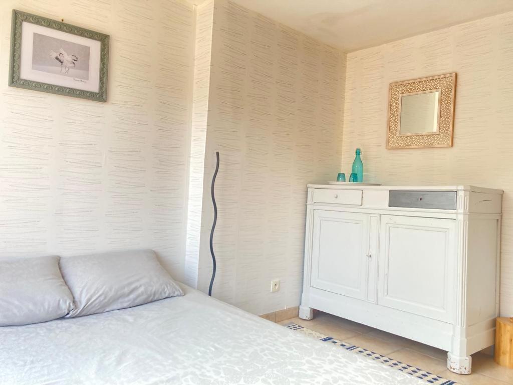 Le Cocon Bed and Breakfast Verrieres  Exteriör bild
